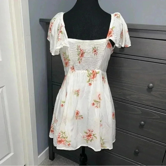 Minkpink  Dress - Picture 4 of 6